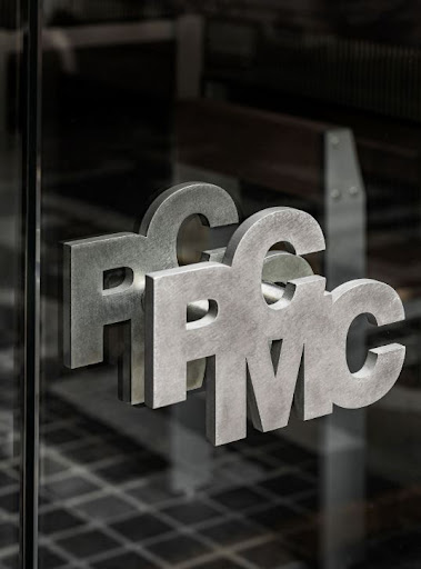 신당의 분위기와 전통주의 매력을 느낄 수 있는 PCMC 하이볼